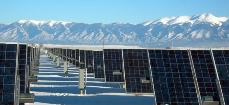 What is the difference between off-grid and grid-connected photovoltaic systems