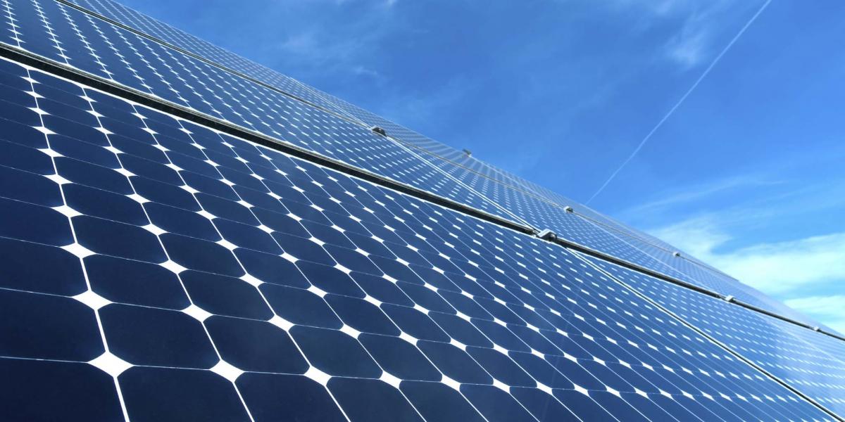 What is monocrystalline solar panel